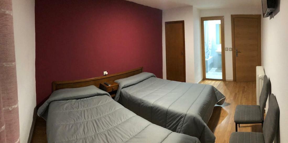 Hostal El Arco Almazán Esterno foto