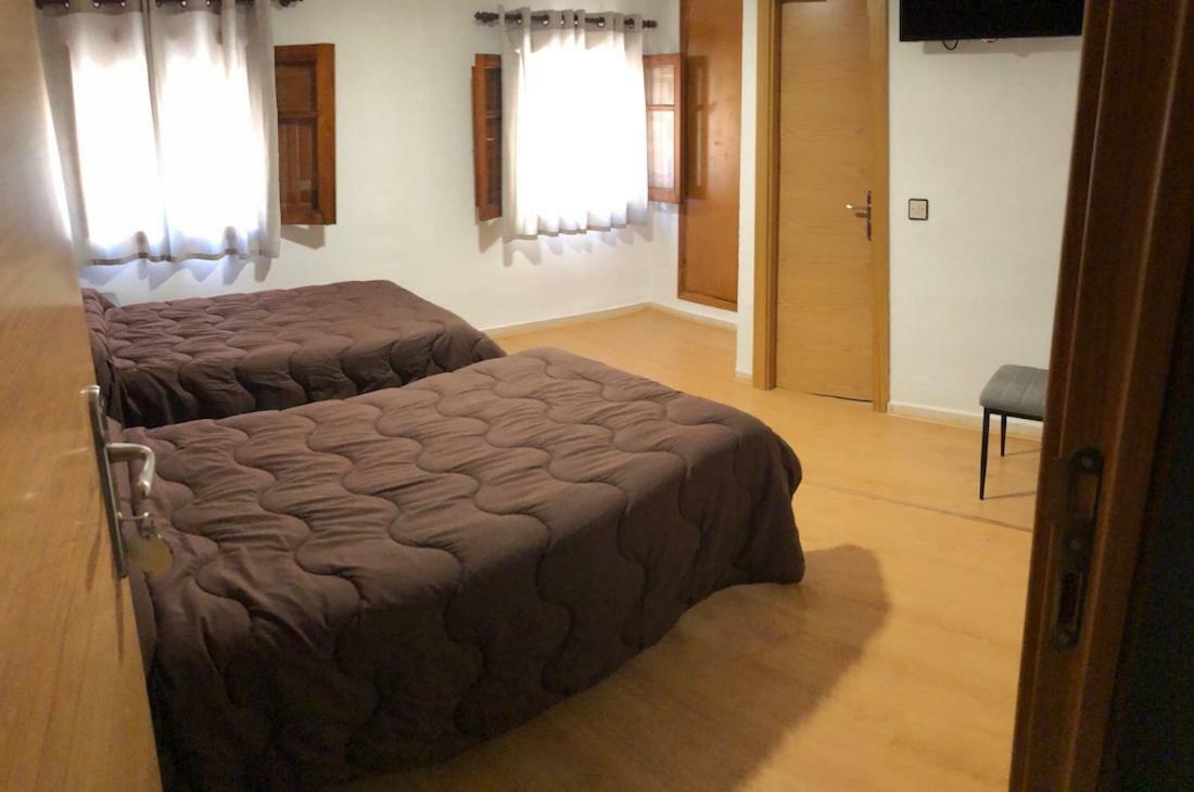 Hostal El Arco Almazán Esterno foto
